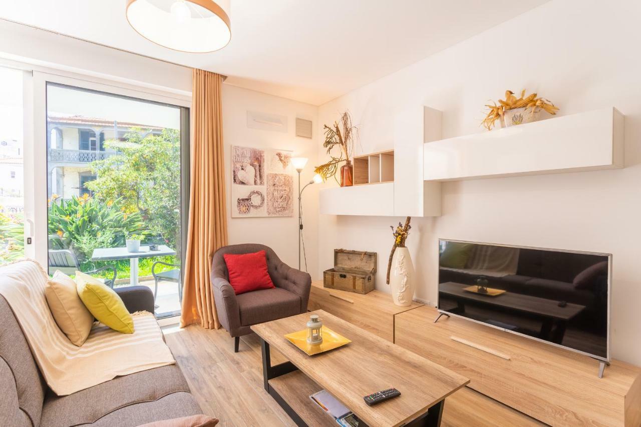 Flh Quintinha Rocha Apartment ฟุงชาล ภายนอก รูปภาพ
